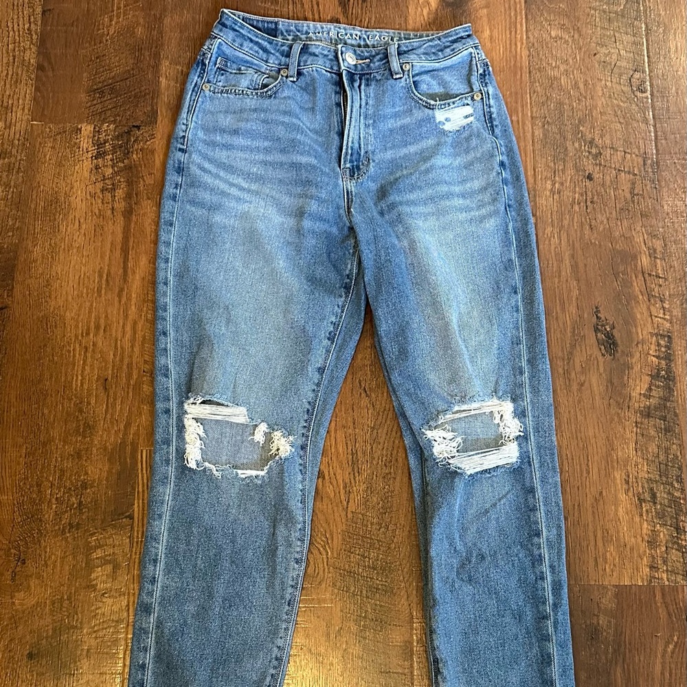 American Eagle Mom jeans